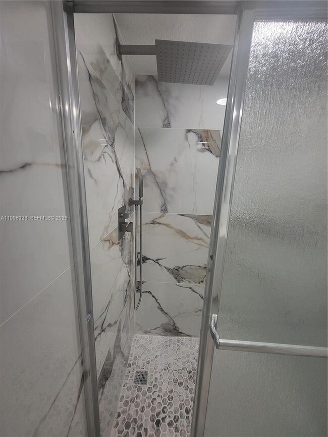 Building Photo - 1275 W 35th St