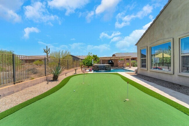 Building Photo - Spacious 4BR House in Cave Creek