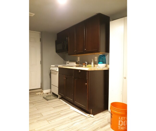 Building Photo - 3818 W Cold Spring Ln