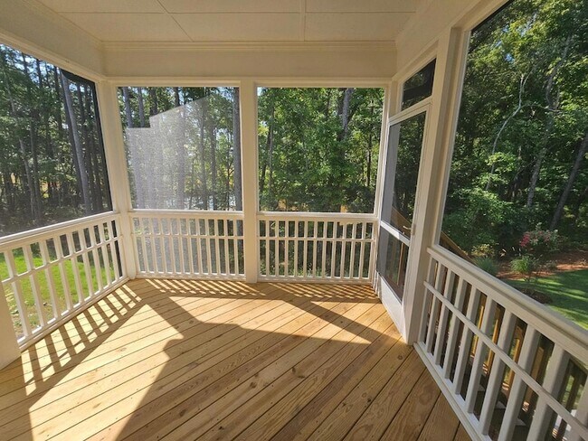 Building Photo - 3127 Armeria Dr