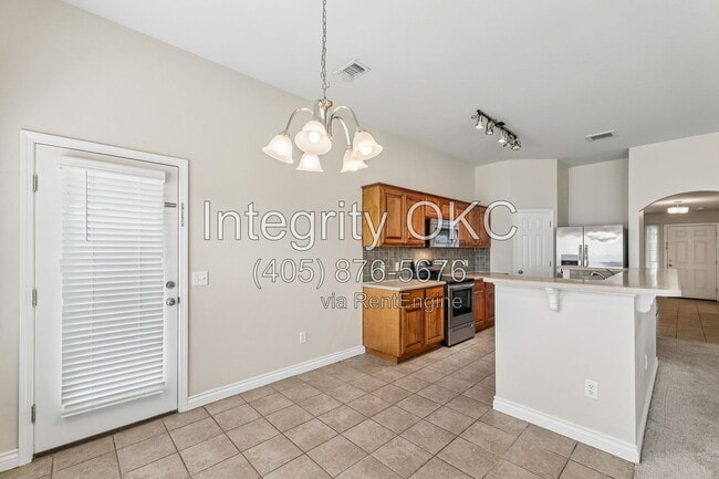 Building Photo - 2800 NW 184th St