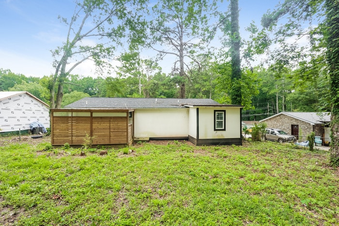 Building Photo - 766 Cascade Dr