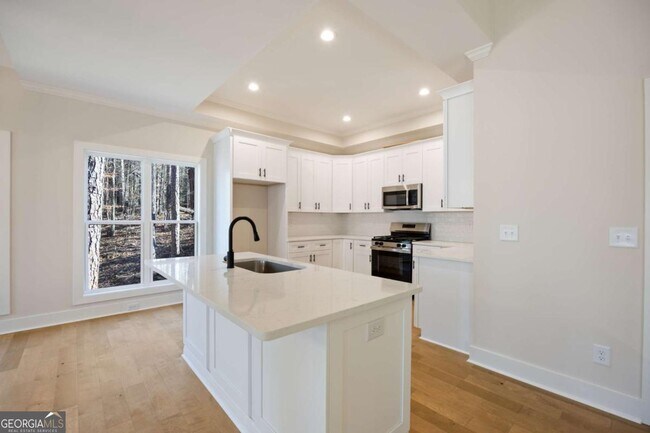 Building Photo - 360 Ansley Dr