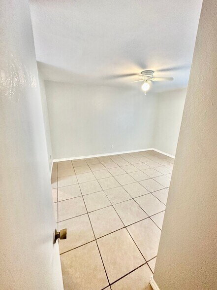 Building Photo - 13147 Independence Ave