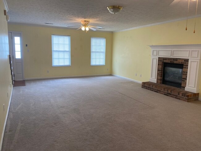 Building Photo - 8206 Gamblers Choice Trl