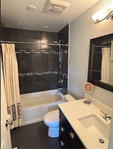 Building Photo - 406 S Lauder Ln