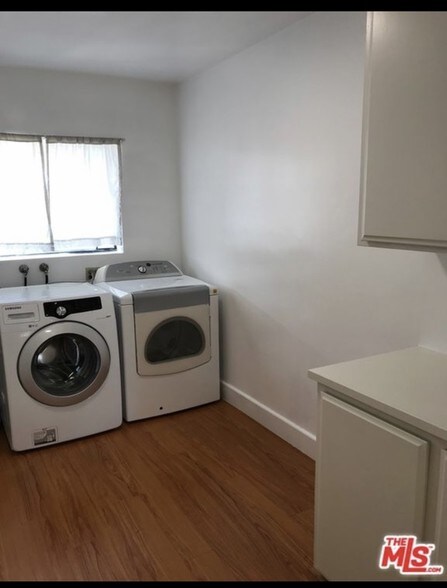 Building Photo - 12731 Pacific Ave