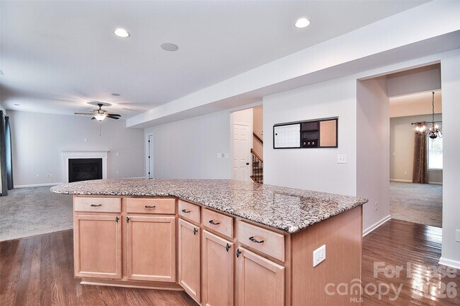 Building Photo - 5115 Chapel Chase Lane