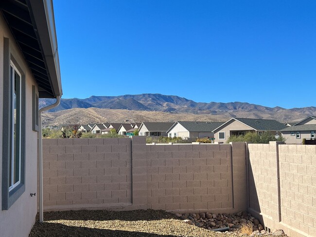 Building Photo - 1496 Sangria Dr