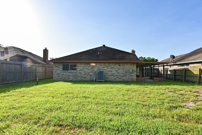 Building Photo - 6543 Liberty Valley Dr