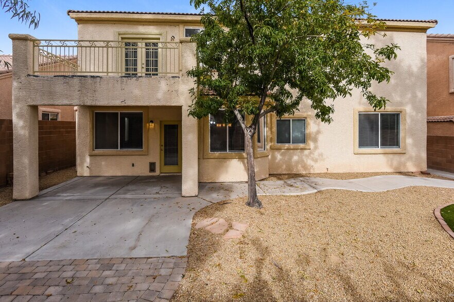 Building Photo - 5781 Magini Ave