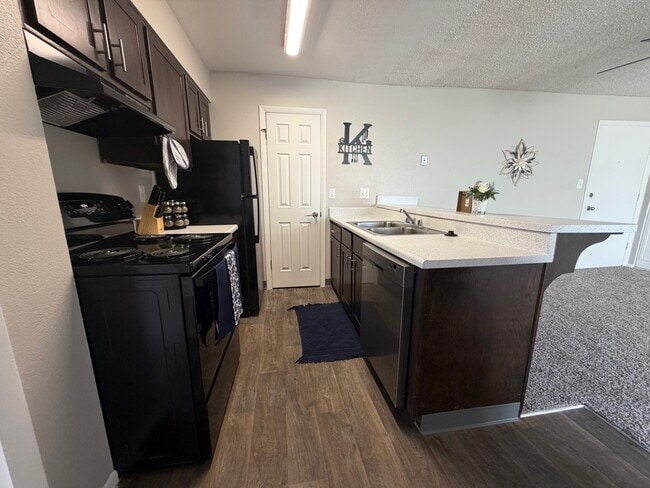 2BR, 1BA - 850SF - Bedroom - Spring Creek