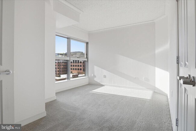 Building Photo - 777 7th St NW