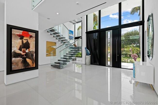 Building Photo - 401 Lido Dr