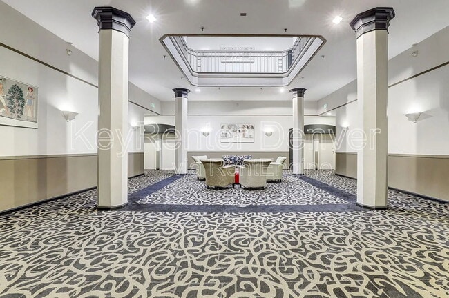 Building Photo - 720 16th St St