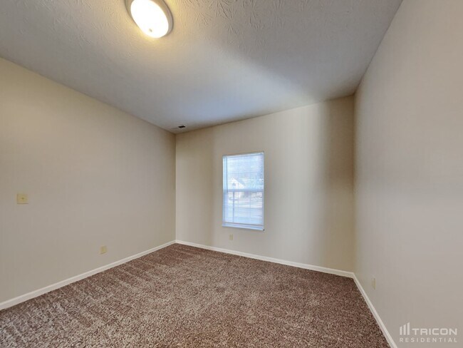 Building Photo - 2613 Harshaw Ct