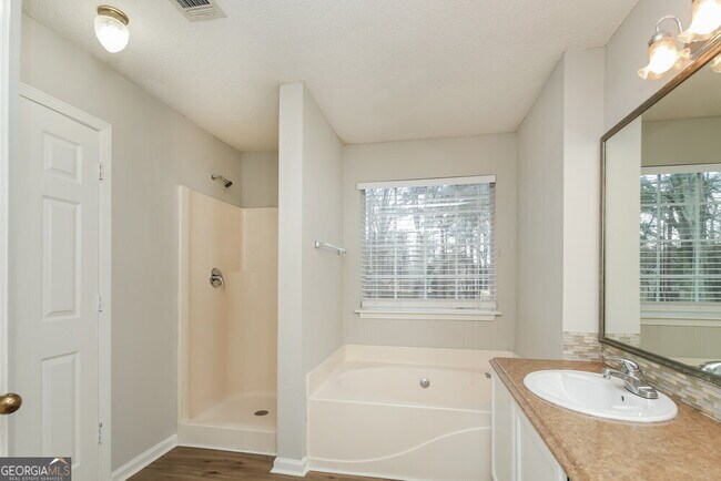 Building Photo - 4107 Mistymorn Ln