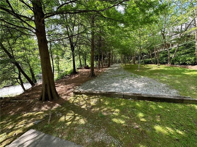 Building Photo - 1615 Rivers Edge Trail NE