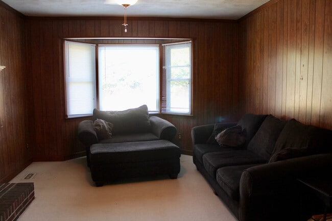 Building Photo - 4705 Nuttfield Ln