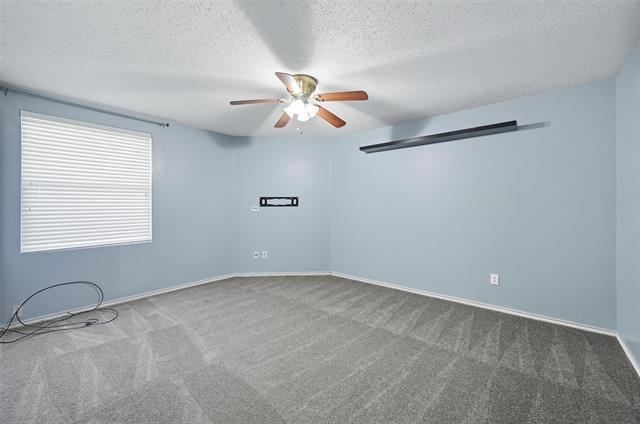 Building Photo - 1130 Annie Oakley Dr
