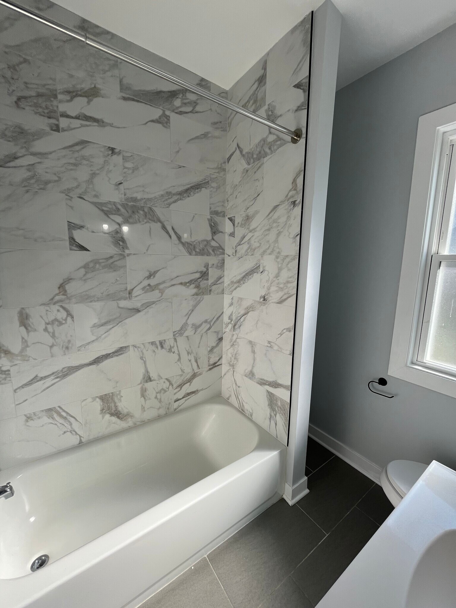 Building Photo - 5033 W Wabansia Ave