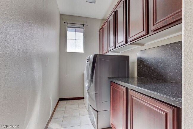 Building Photo - 6255 W Arby Ave