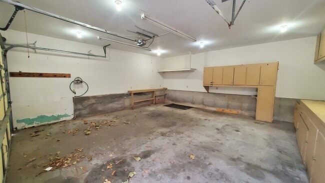 Building Photo - 6235 Langdon Ave SW