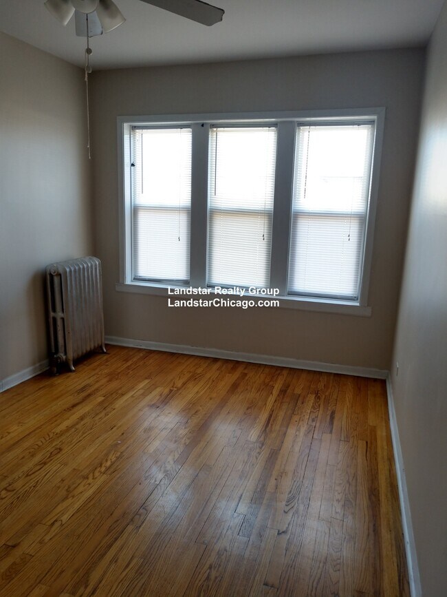 Building Photo - 4045.5 N Mozart St