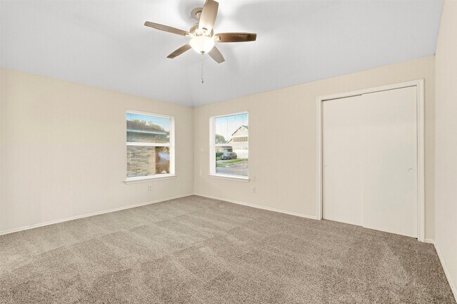 Building Photo - 1431 Stevenage Ln