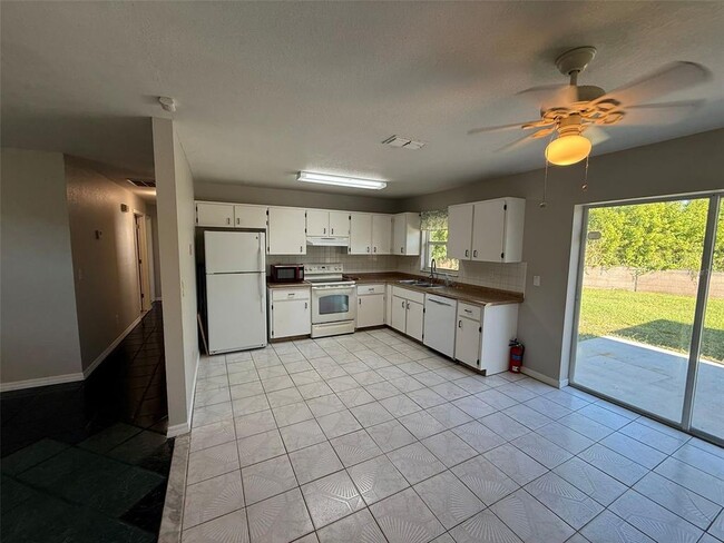 Building Photo - 18314 Quadrille Ave