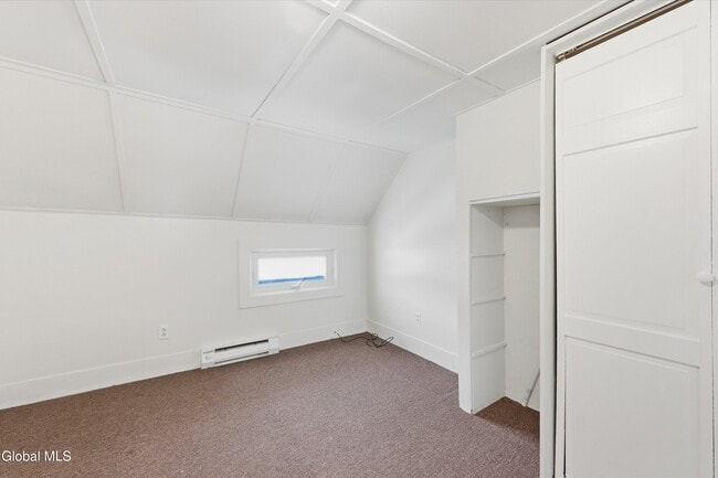 Building Photo - 106 Lawrence St