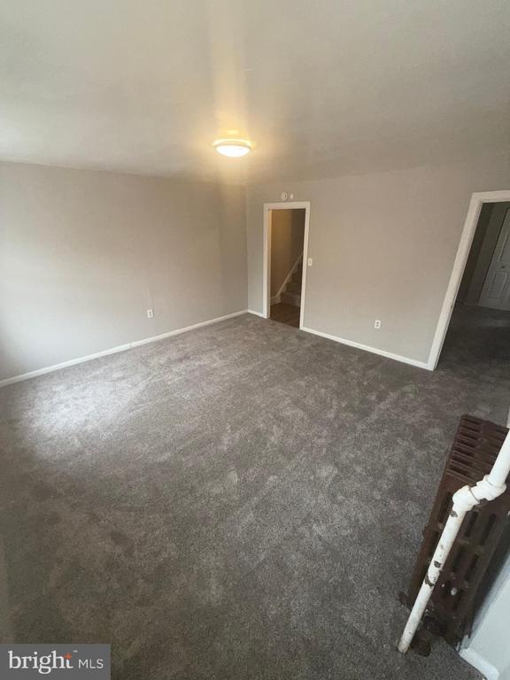 Building Photo - 663 Kohn St