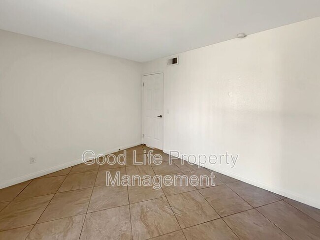 Building Photo - 12190 Cuyamaca College Dr E