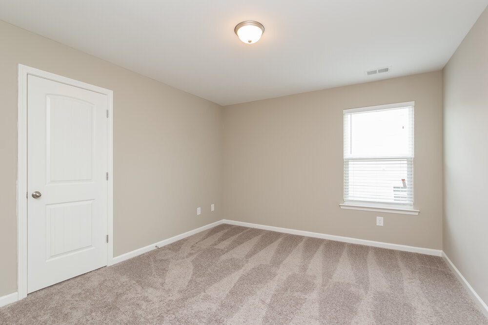 Building Photo - 601 Fieldcrest Dr