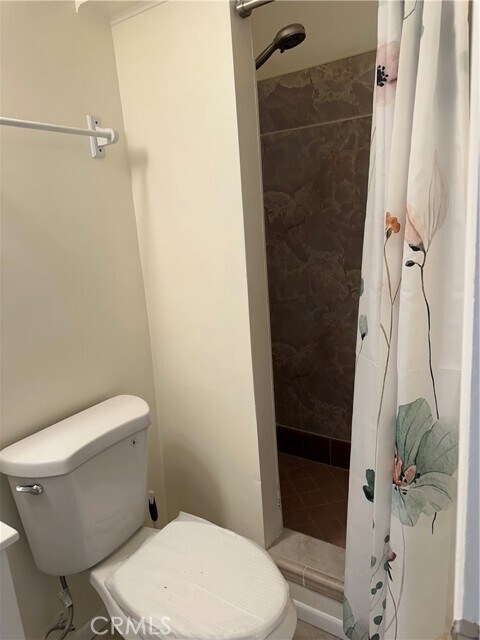 Building Photo - 8621 Salish Rd