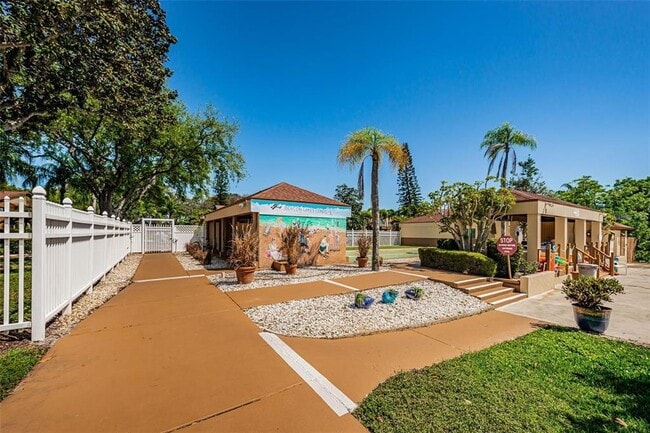 Building Photo - 4014 Davit Dr