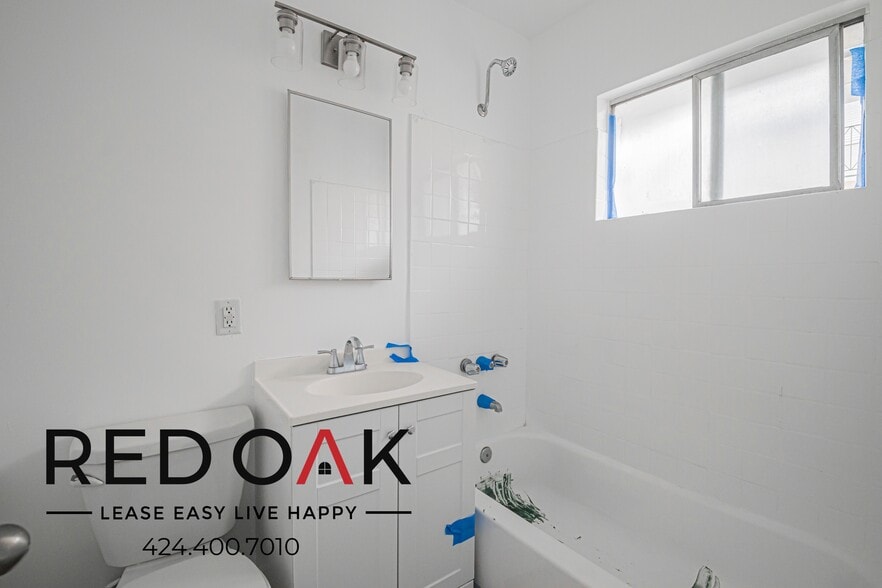 Building Photo - 630 N Cerritos Ave