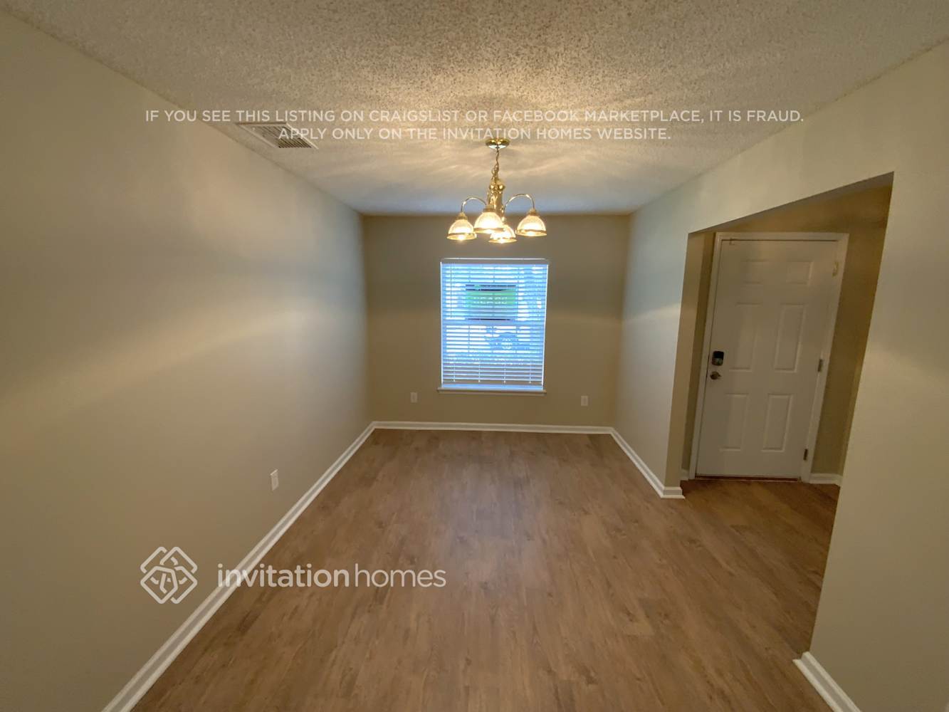 Building Photo - 10939 Apple Blossom Trail E