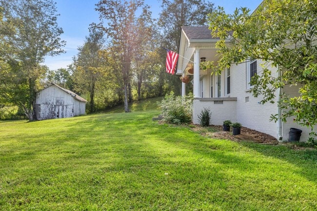 Building Photo - 4861 Bethesda Rd