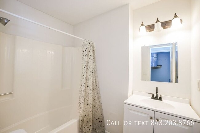 Building Photo - 317 Woodward Blvd