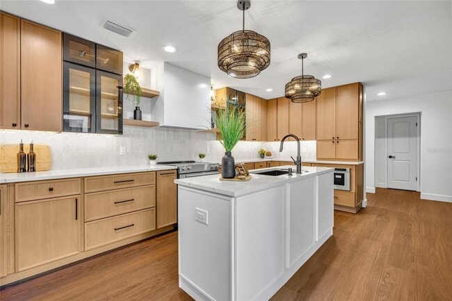 Building Photo - Beautiful Winter Park home