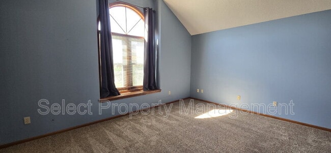 Building Photo - 606 Diamond Point Pl