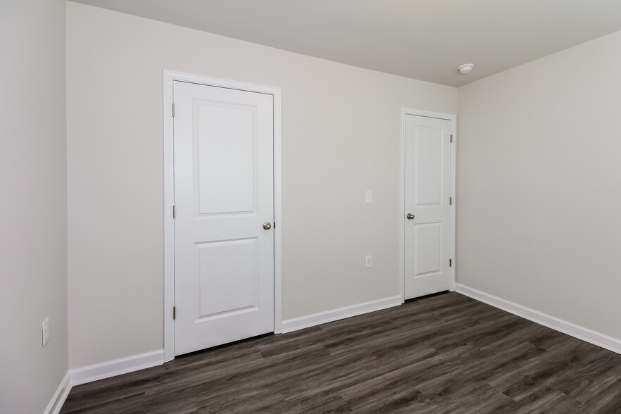 Building Photo - 2975 Ember Brook Ct