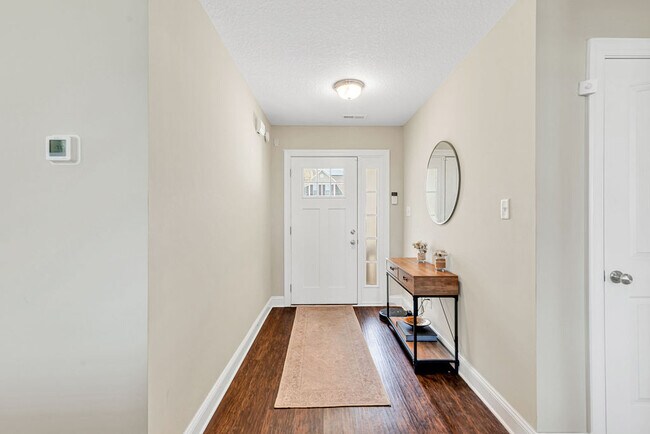 Building Photo - 293 Crossroads Store Dr