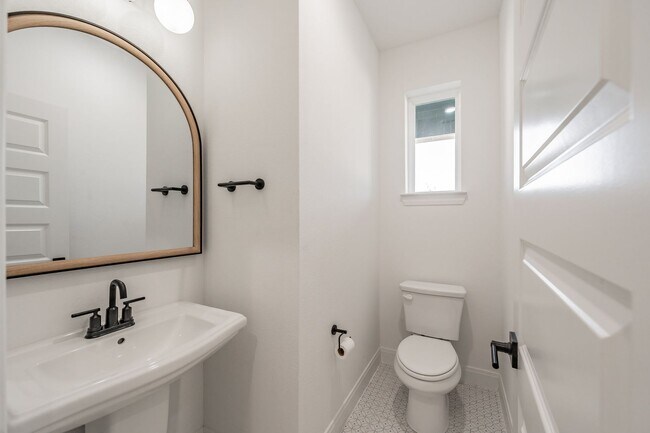 Building Photo - Stunning modern farmhouse in Walsh Ranch!