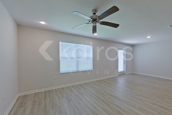 Building Photo - 108 Swallowtail Ln