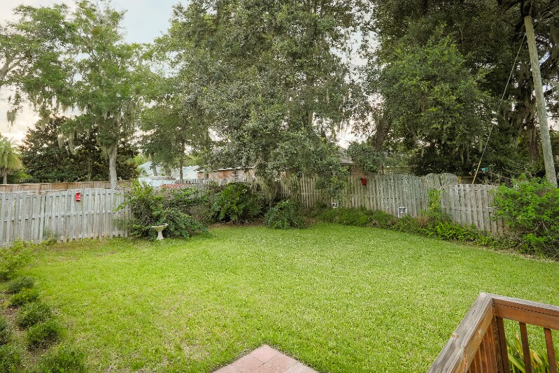 Building Photo - 215 S Harrington Rd