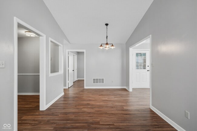 Building Photo - 6643 S New Jersey St