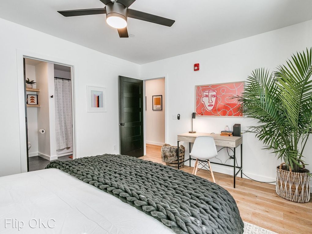 Building Photo - 808 NW 23rd St