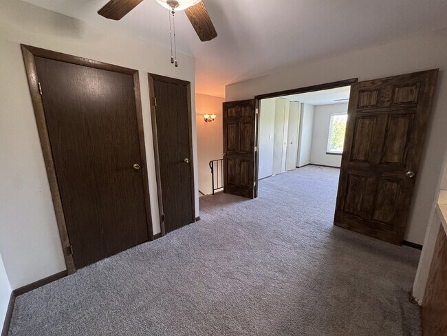 Building Photo - 1 bed, 1 bath condo